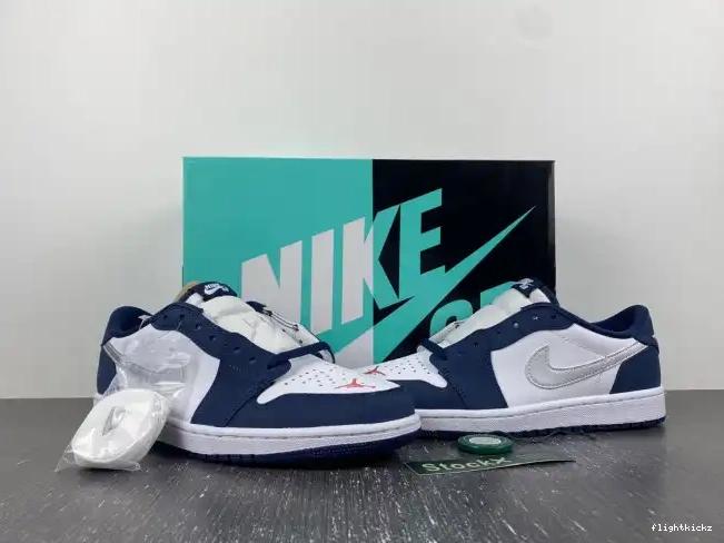 Navy Low Jordan Midnight CJ7891-400 1 SB 0502